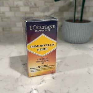 L’Occitane Immortelle Overnight Reset Eye Serum